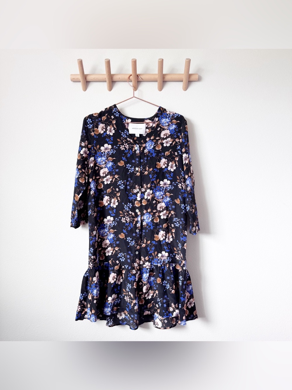 Amour Vert  Silk Floral Long-Sleeve Button Dress